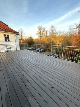 Dachterrasse - Schöne 3-Raum-Wohnung mit großer Dachterrasse in bester Lage