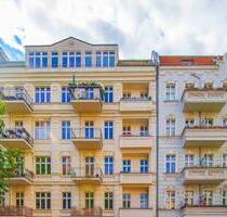 Bezugsfreie DG-Whg mit Terrasse EBK Kamin u. Aufzug - Berlin Friedrichshain