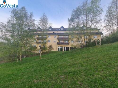 Seitenansicht Gebäude - 2 Zimmer Etagenwohnung in Schwarzenberg (OT Bermsgrün)