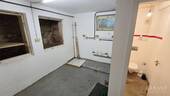 EG - Mehrfamilienhaus, Wohnhaus mit 198,00 m&sup2; in Stuttgart zum Kaufen