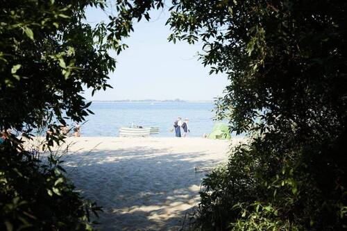 Strandabschnitt - Ihr Rückzugsort an der Ostsee: 2-Schlafzimmer-Apartment im Bades Huk Resort