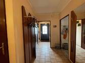 Flur - 5 Zimmer Einfamilienhaus in Berlin