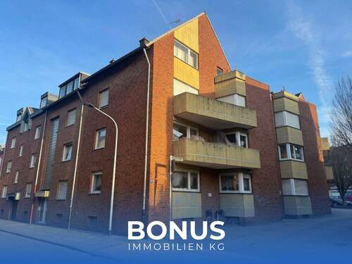 Ansicht - 8-Familienhaus + 8 Garagen * zentrale Lage von 41061 MG * ca. 562 m² Wfl. * Mietsteigerungspotenzial