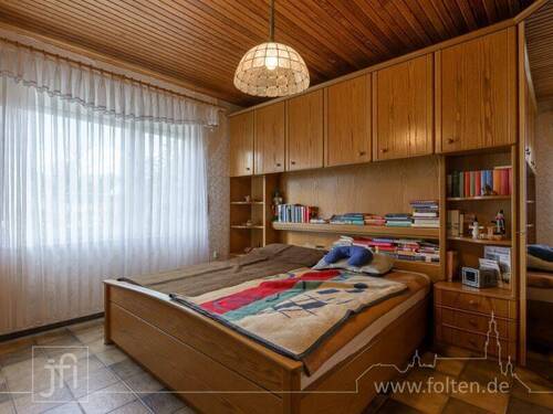 ebenerdiges Schlafzimmer - 