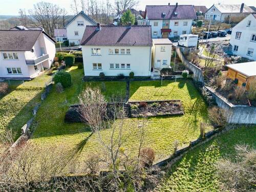 Grundstück - Einfamilienhaus mit 132,00 m&sup2; in Rentweinsdorf zum Kaufen