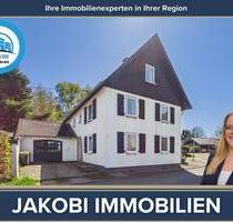 Gepflegtes & großzügiges Einfamilienhaus mit Garten in ruhiger Lage von Hellenthal!