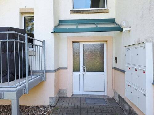 der erste Eindruck stimmt - Etagenwohnung mit 45,10 m² in Dresden zum Kaufen