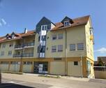 Hausansicht - 3-Zimmer Wohnung im OG mit Aufzug auf dem Kreuzberg zu verkaufen