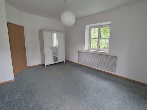 Schlafzimmer - 2 Zimmer Etagenwohnung zur Miete in München