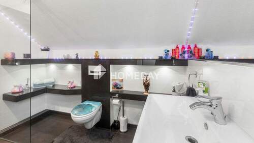 1. OG Badezimmer 1 - 