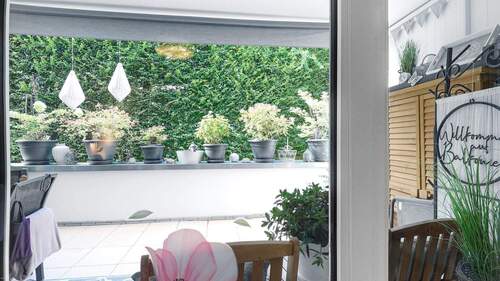 Balkonansicht vom Wohnzimmer - 