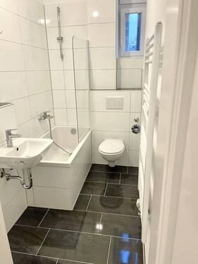 Tageslichtbad im 1. Obergeschoss - 