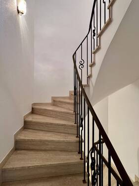 Treppenaufgang zum OG - 