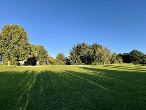 Kurpark fängt direkt am Haus an… - 