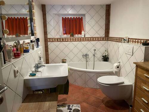 Wohnung 2: Bad - 