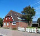 2454 Titel IW 400 x 358.jpg - GI - Mitten im Leben - Gästehaus mit Anbauten