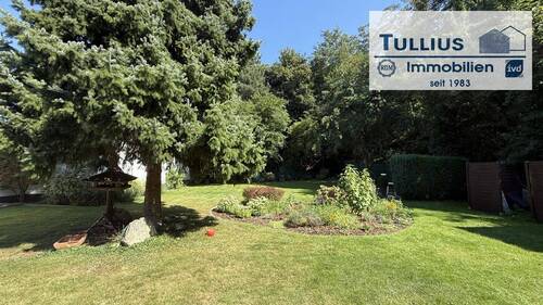 Gemeinschaftsgarten - 3 Zimmer Mehrfamilienhaus, Wohnhaus zum Kaufen in Essen