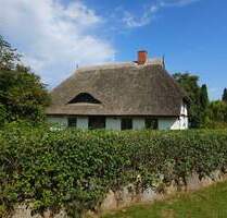 Traditionsreiches Landhaus mit Boddenblick und historischem Charme - Putbus Neuendorf