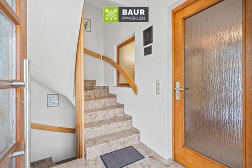 Treppenhaus - Mehrfamilienhaus, Wohnhaus mit 213,00 m&sup2; in Nersingen zum Kaufen