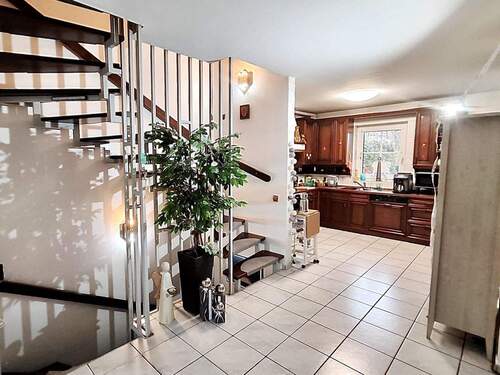 Blick in Richtung Küche - 