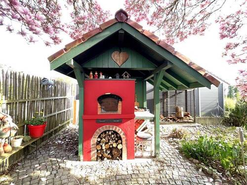Pizzaofen im Garten - 
