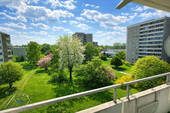 Balkon Aussicht - 2,5 Zimmerwohnung im Herzen von Puchheim mit traumhafter Aussicht zu verkaufen!