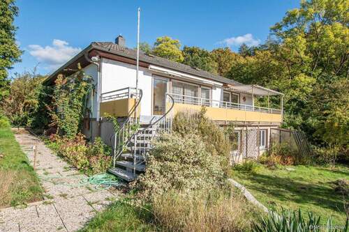 Außenansicht mit Terrassenaufgang - 