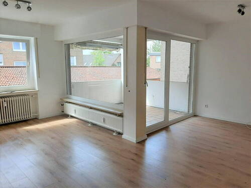Wohnzimmer - 3 Zimmer Etagenwohnung in Osnabrück