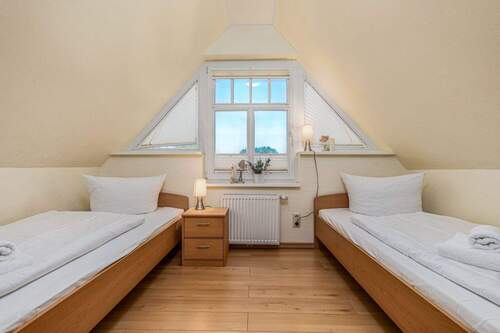 Schlafzimmer DG - 