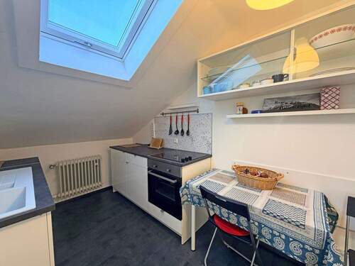 Küche mit Essbereich im Dachgeschoss (Whg. Süd/Ost) - 