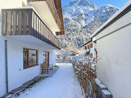 Westterrasse im Erdgeschoss - 