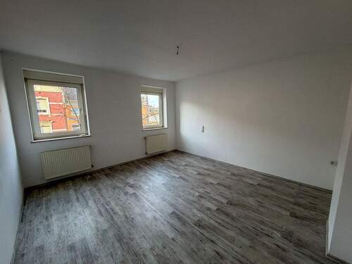 20 Großes Schlafzimmer W2 DG - 