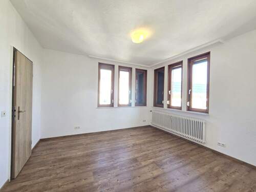 Zimmer - Mehrfamilienhaus, Wohnhaus in Sankt Georgen im Schwarzwald