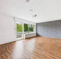 Helles Wohngefühl: Erdgeschosswohnung mit großzügigen Fensterfronten, Balkon und Stellplatz - Dortmund Berghofen