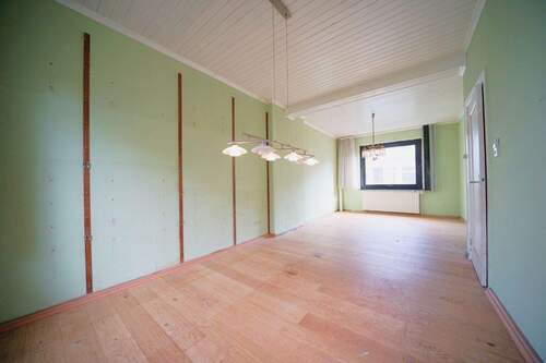 Wohn- und Esszimmer - 