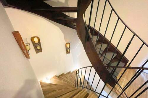 Treppenhaus Vorderhaus - 