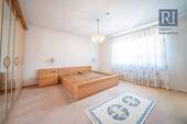 Schlafzimmer 1 OG - 