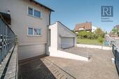 Garagen - 1 Zimmer Einfamilienhaus in Höchberg