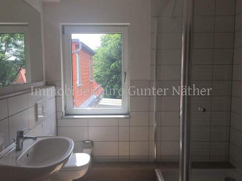 z.Bsp.Bad mit Fenster - 