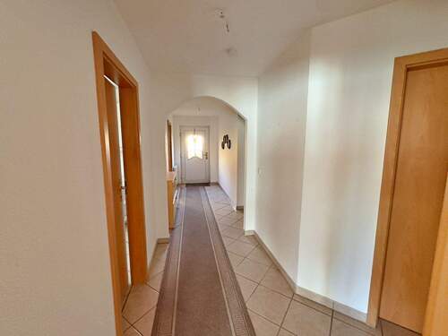 Flur - 3 Zimmer Einfamilienhaus in Seefeld