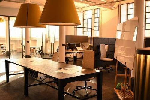 Marktplatz/Besprechungsfläche - Büro in Karlsruhe