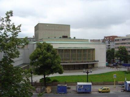 Schillertheater fußläufig - 