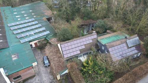 Überblick von Vorne - 8 Zimmer Einfamilienhaus zum Kaufen in Heiligenhaus