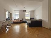 Wohnraum - 2 Zimmer Etagenwohnung zum Kaufen in Regensburg