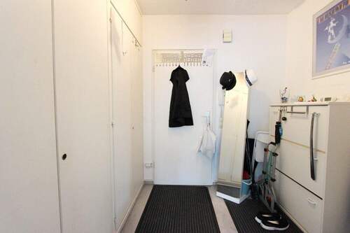 Eigangsbereich - Etagenwohnung mit 54,10 m² in Halstenbek zum Kaufen