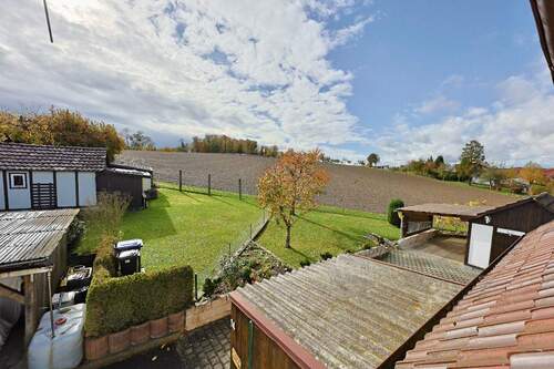 Ausblick zum Schloss - 