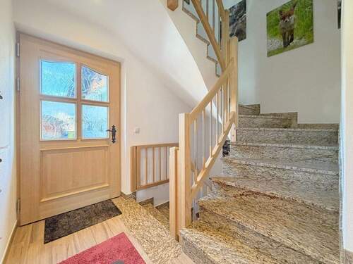 Hauseingangsbereich
- 