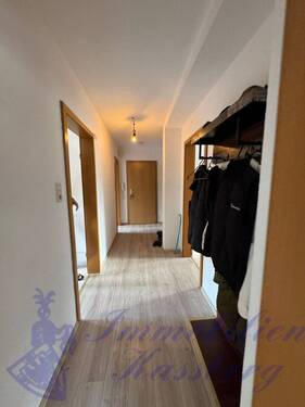Flur-Eingang1.2 - Etagenwohnung zur Miete in Detmold