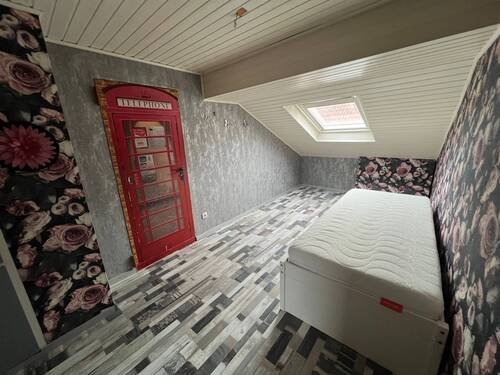 Durchgangszimmer DG Haupthaus - 
