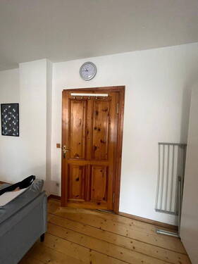 Wohn- / Schlafzimmer - 